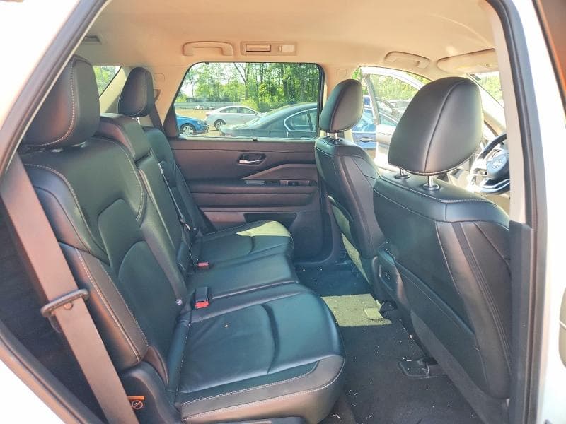 2023 NISSAN PATHFINDER SL 11