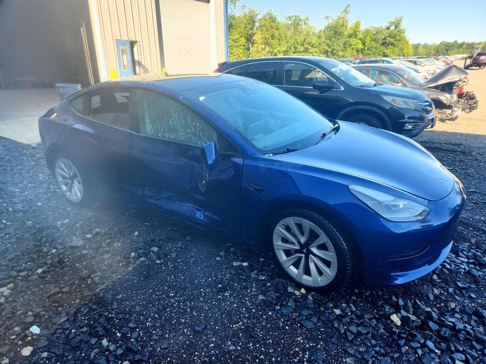 2022 TESLA MODEL 3 4