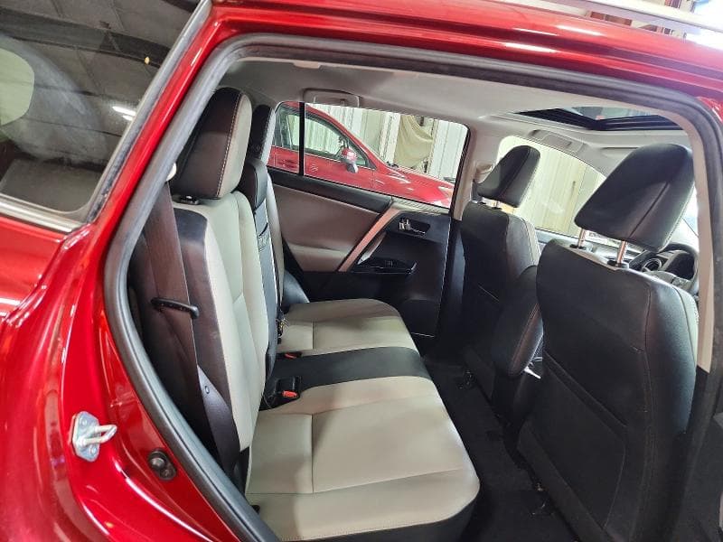 2018 TOYOTA RAV4 HV LIMITED 11