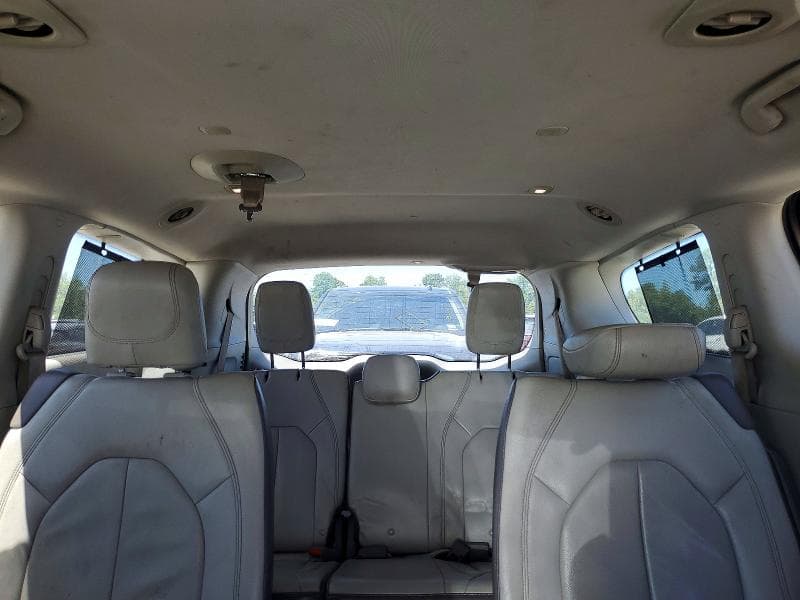 2017 CHRYSLER PACIFICA TOURING L 10