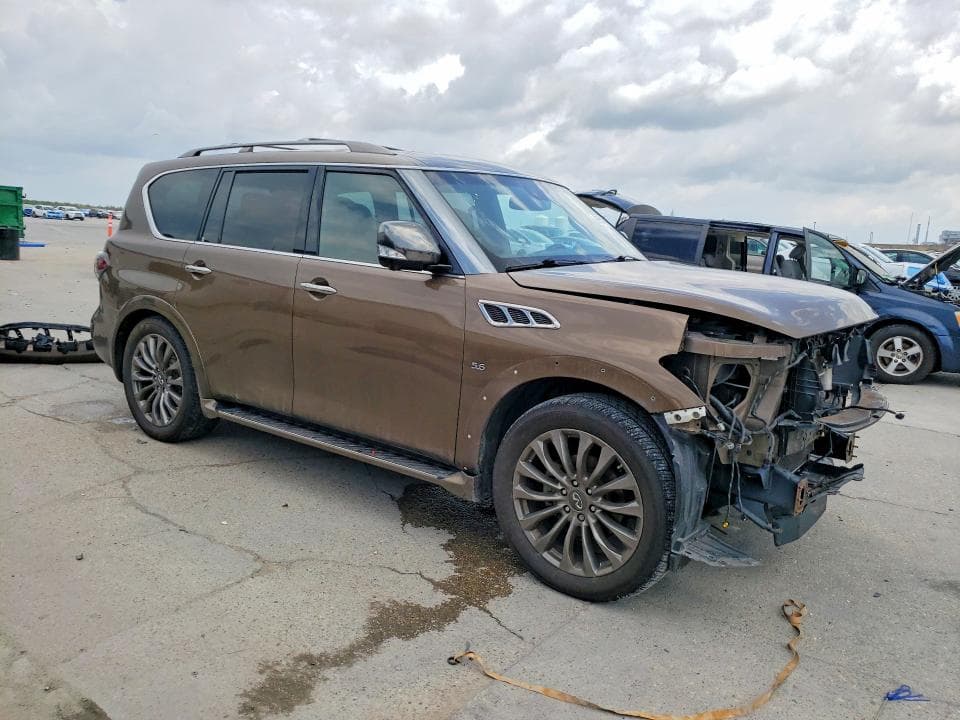 2017 INFINITI QX80 LIMITED 4