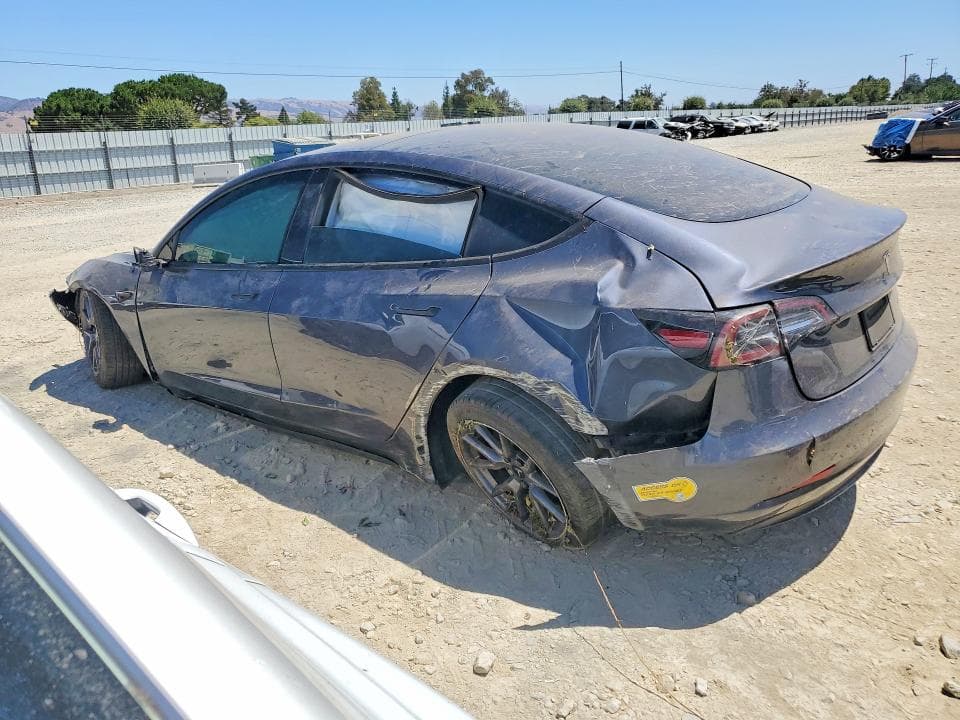 2022 TESLA MODEL 3 2