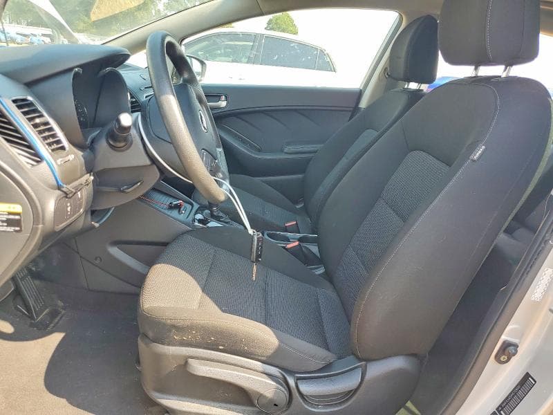 2017 KIA FORTE5 LX 7