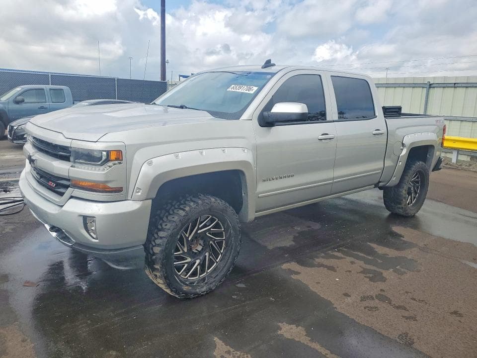 2017 CHEVROLET SILVERADO K1500 LT - 1