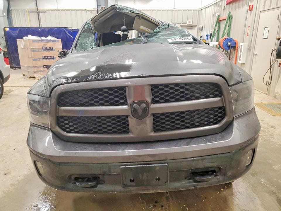 2017 RAM 1500 SLT 5