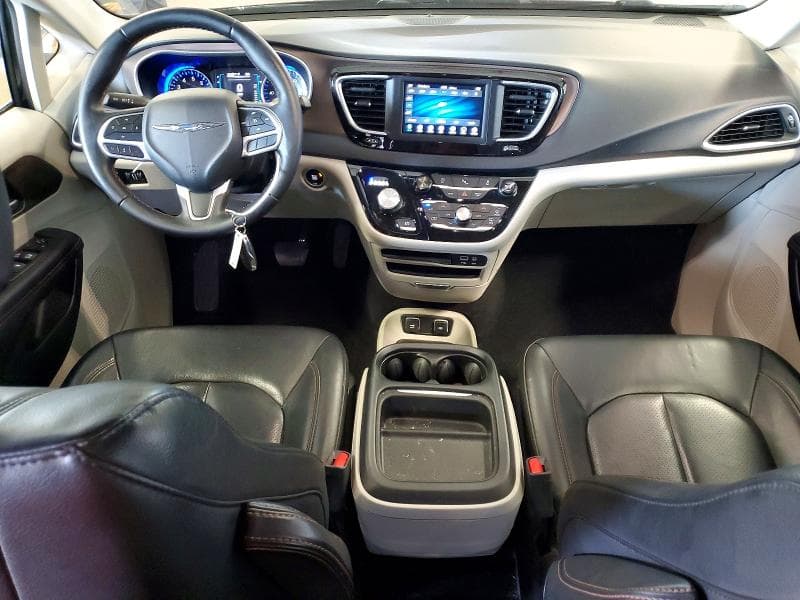 2018 CHRYSLER PACIFICA TOURING L 8