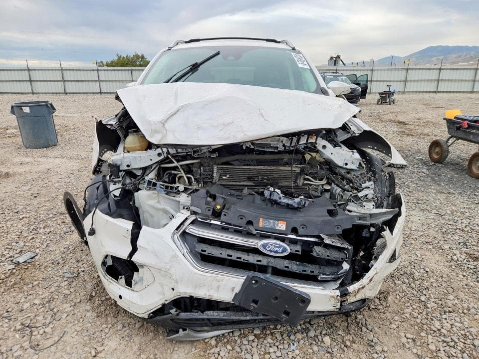 2017 FORD ESCAPE TITANIUM 5