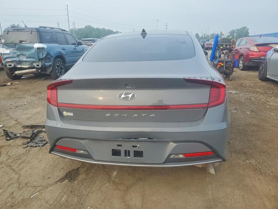 2021 HYUNDAI SONATA SE 6