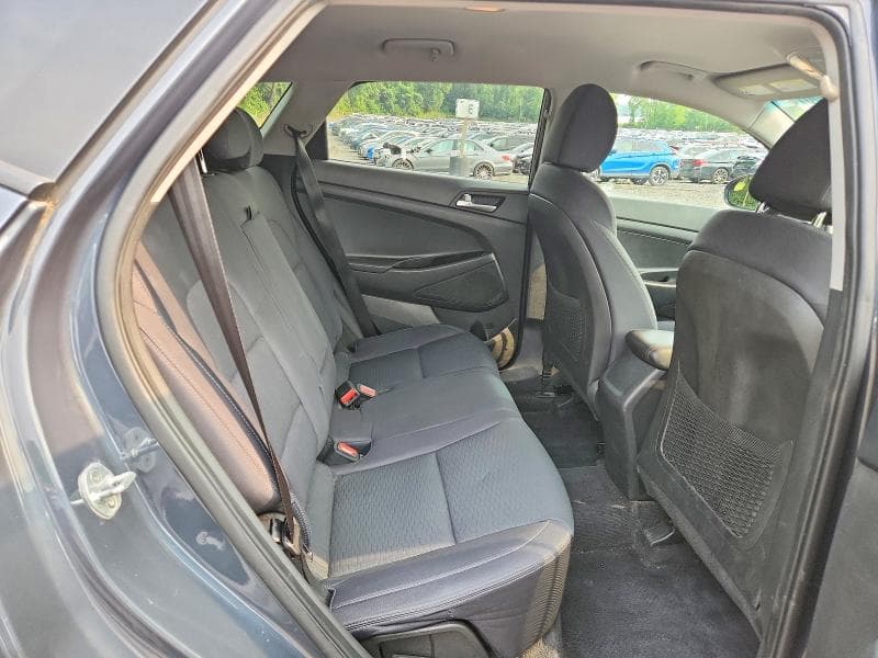 2021 HYUNDAI TUCSON SE 11