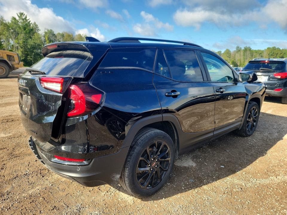 2024 GMC TERRAIN SLE 3