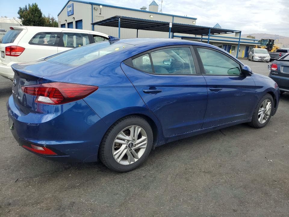2020 HYUNDAI ELANTRA SEL 3