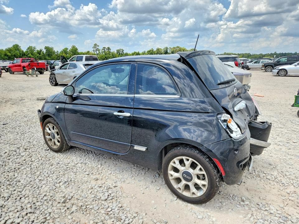 2017 FIAT 500 LOUNGE 2