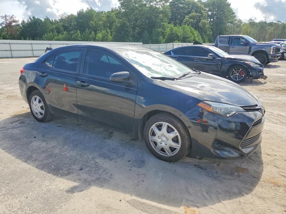 2018 TOYOTA COROLLA LE 4