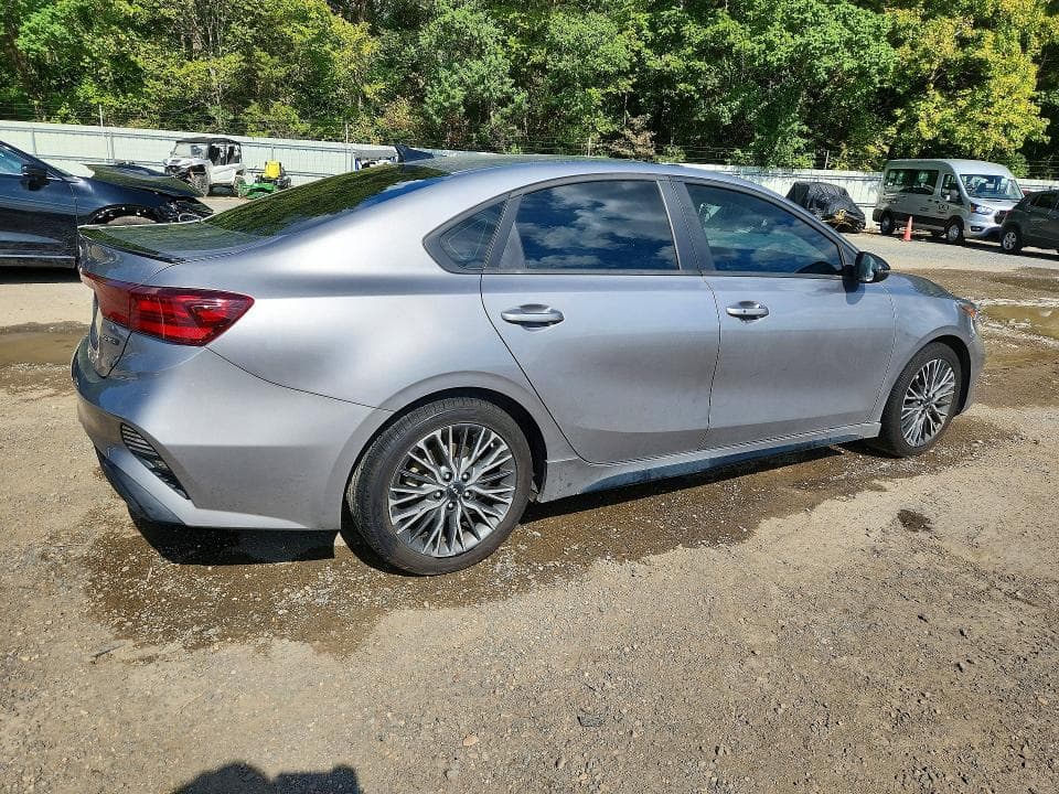 2024 KIA FORTE GT LINE 3