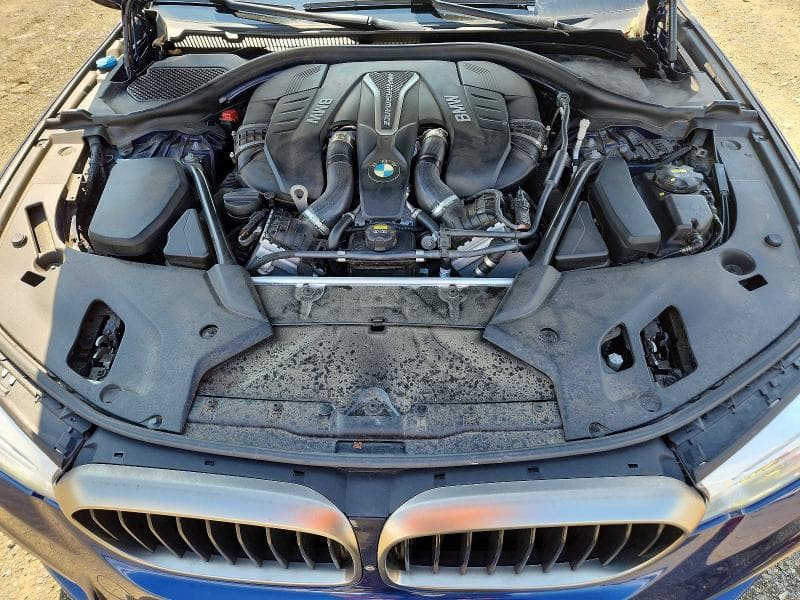 2019 BMW M550XI 11