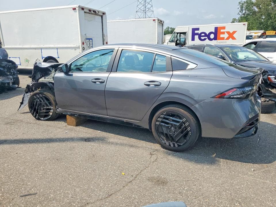 2026 NISSAN SENTRA SR 2