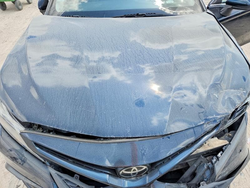 2021 TOYOTA CAMRY SE 11