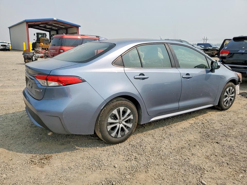 2021 TOYOTA COROLLA LE 3