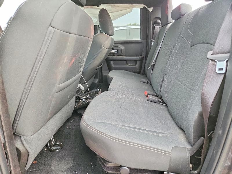 2021 RAM 1500 CLASSIC SLT 10