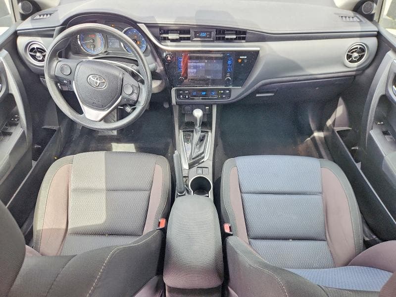 2017 TOYOTA COROLLA LE 8