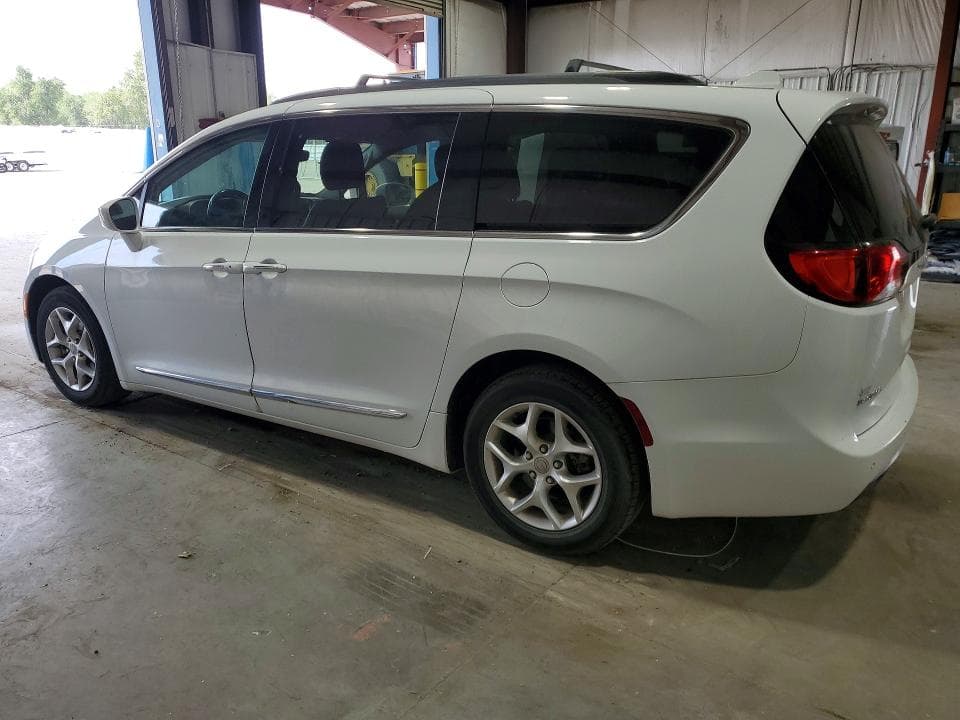2017 CHRYSLER PACIFICA TOURING L 2