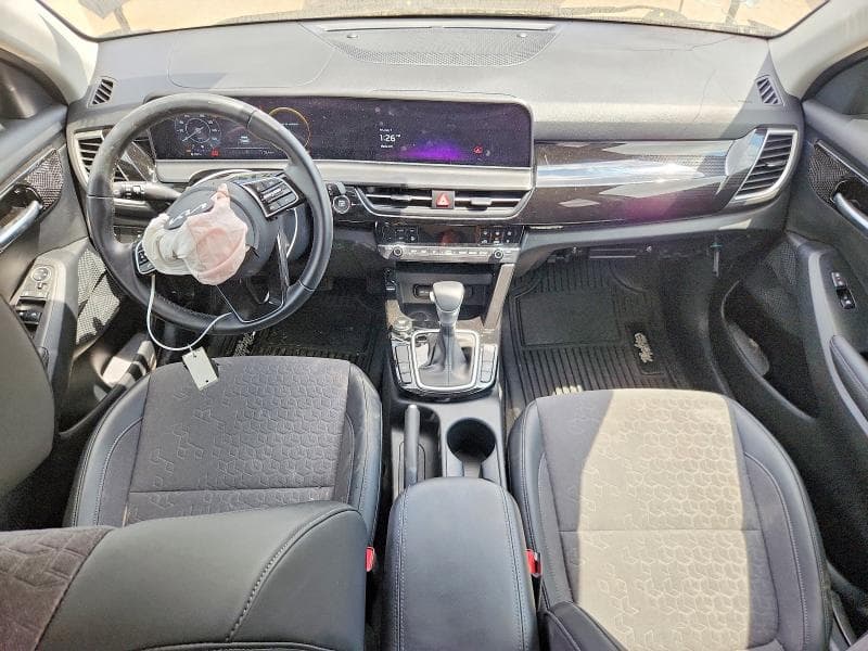 2024 KIA SELTOS S 8