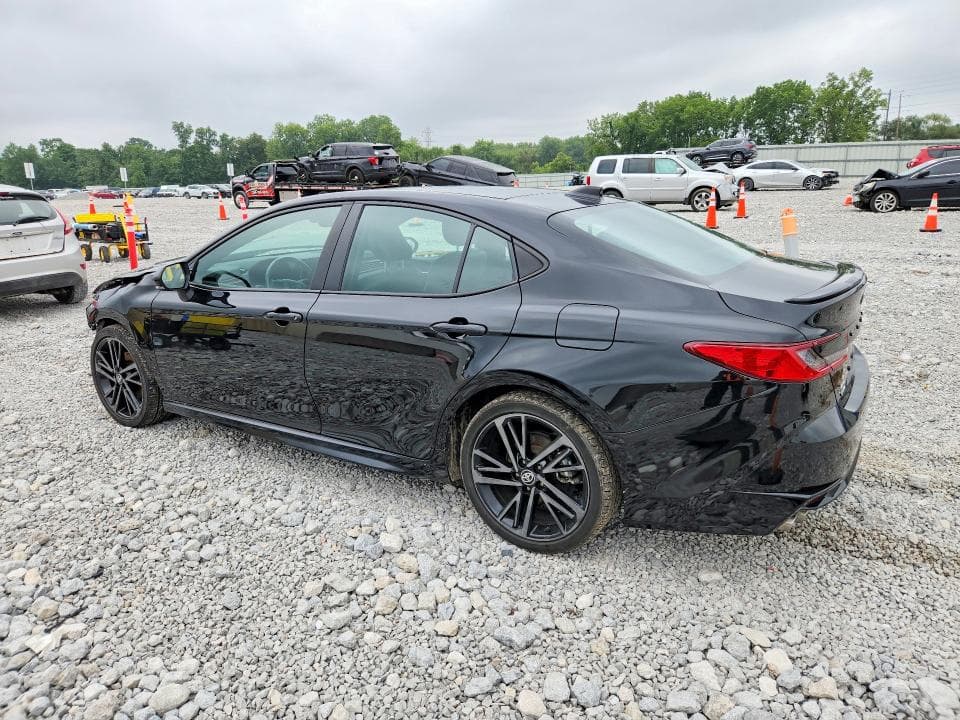 2025 TOYOTA CAMRY XSE 2