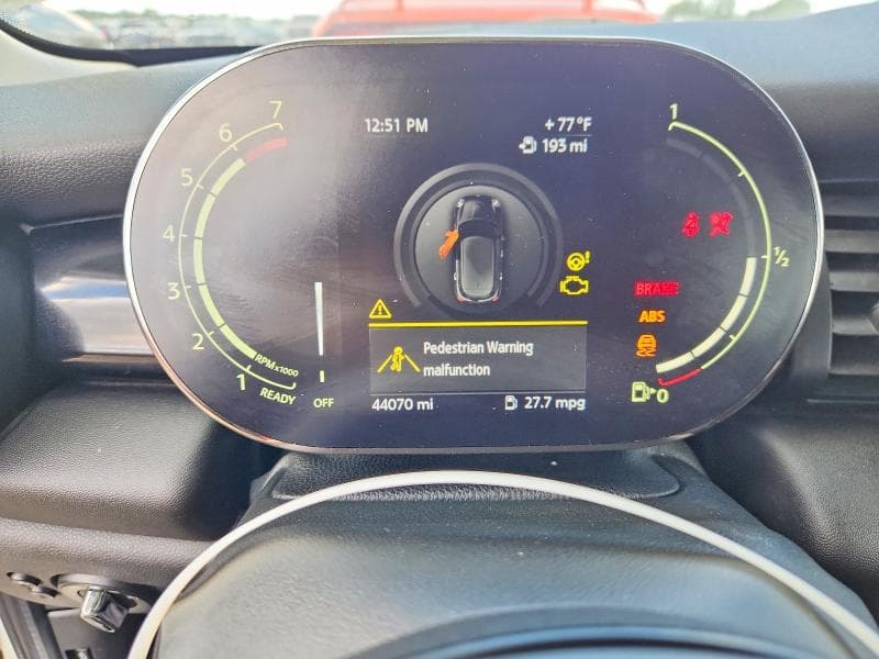 2021 MINI COOPER 9