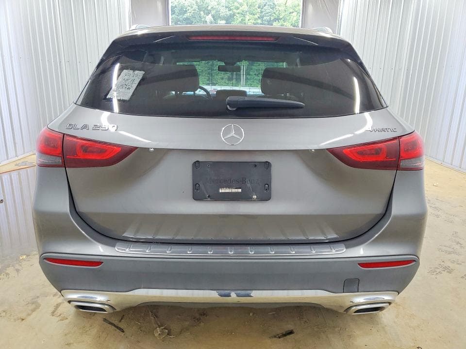 2021 MERCEDES-BENZ GLA 250 4MATIC 6