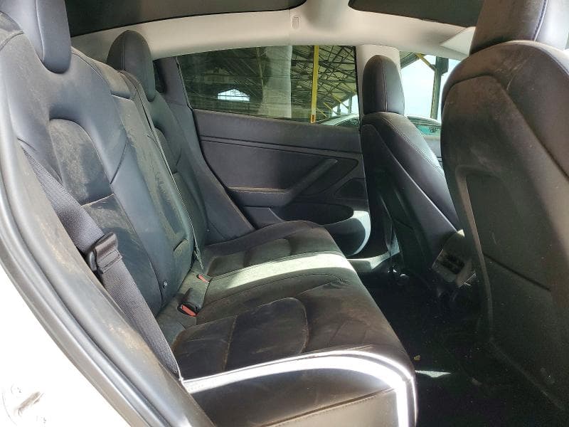2018 TESLA MODEL 3 10
