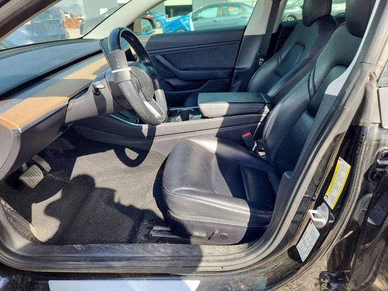 2018 TESLA MODEL 3 7