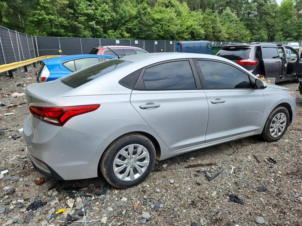 2019 HYUNDAI ACCENT SE 3