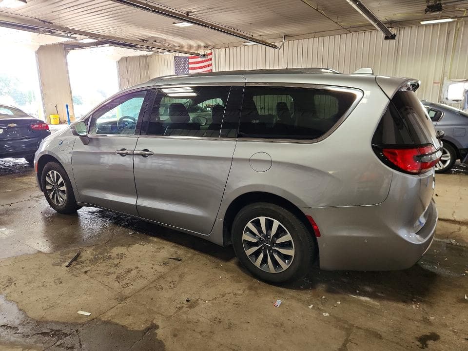 2021 CHRYSLER PACIFICA HYBRID TOURING L 2