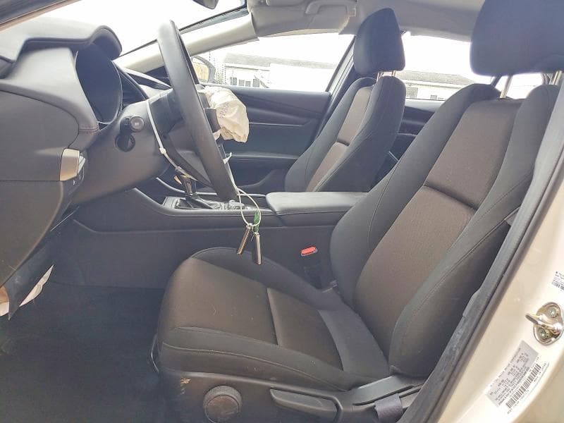 2025 MAZDA 3 7