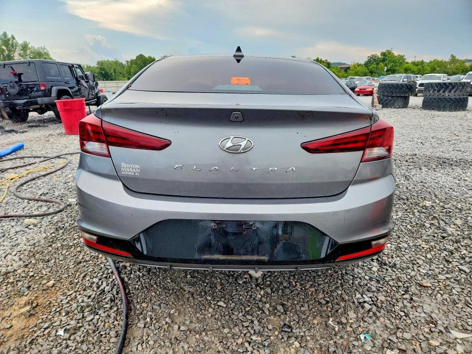2020 HYUNDAI ELANTRA SEL 6