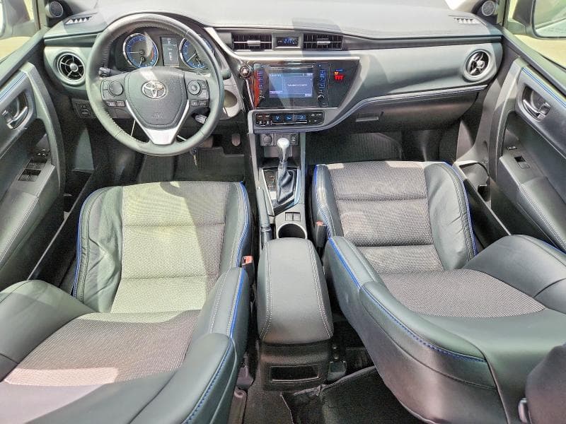2018 TOYOTA COROLLA L 8