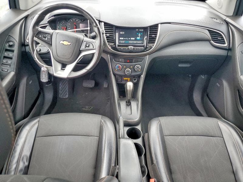 2017 CHEVROLET TRAX 1LT 8
