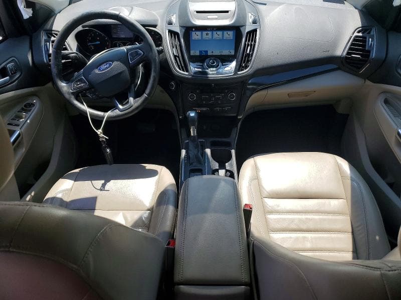 2017 FORD ESCAPE TITANIUM 8