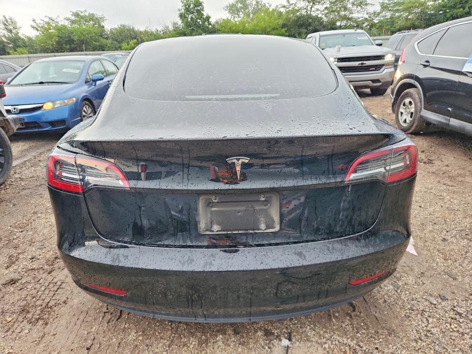 2023 TESLA MODEL 3 6