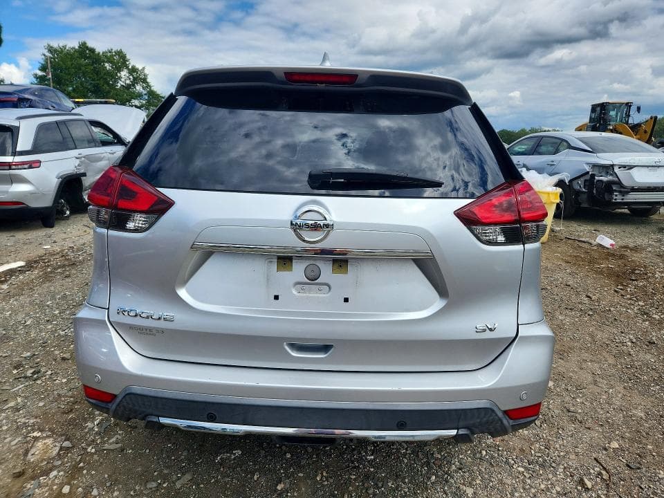 2020 NISSAN ROGUE SV 6