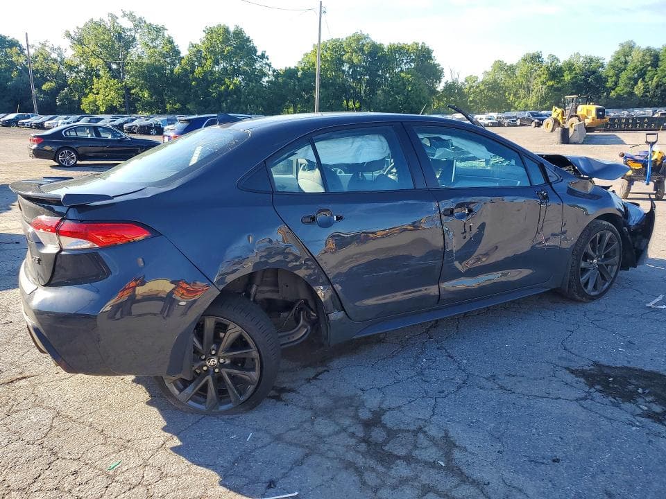 2025 TOYOTA COROLLA SE 3