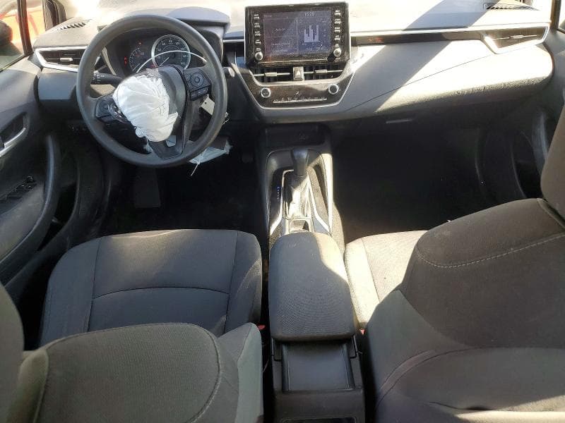 2020 TOYOTA COROLLA LE 8