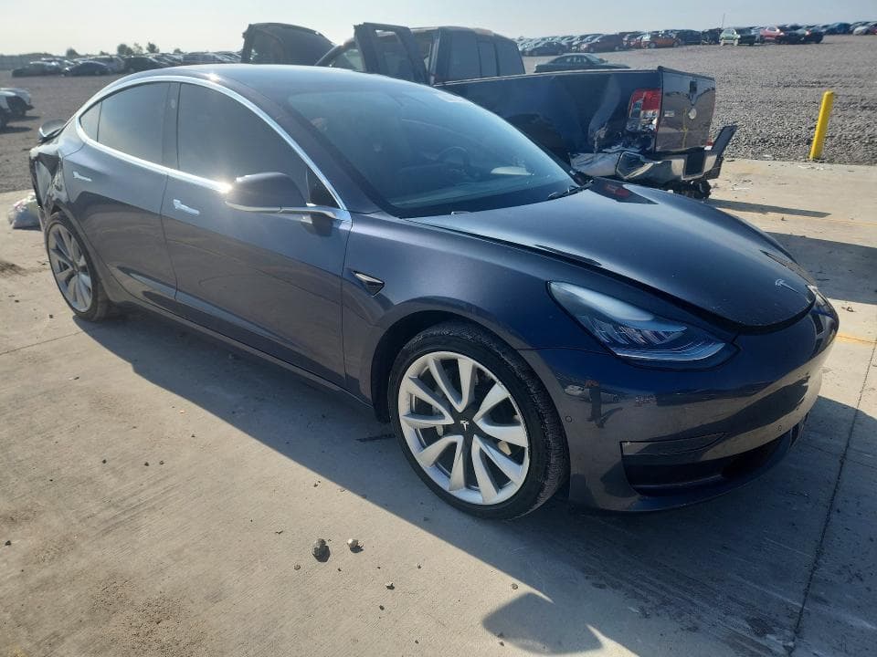 2019 TESLA MODEL 3 4