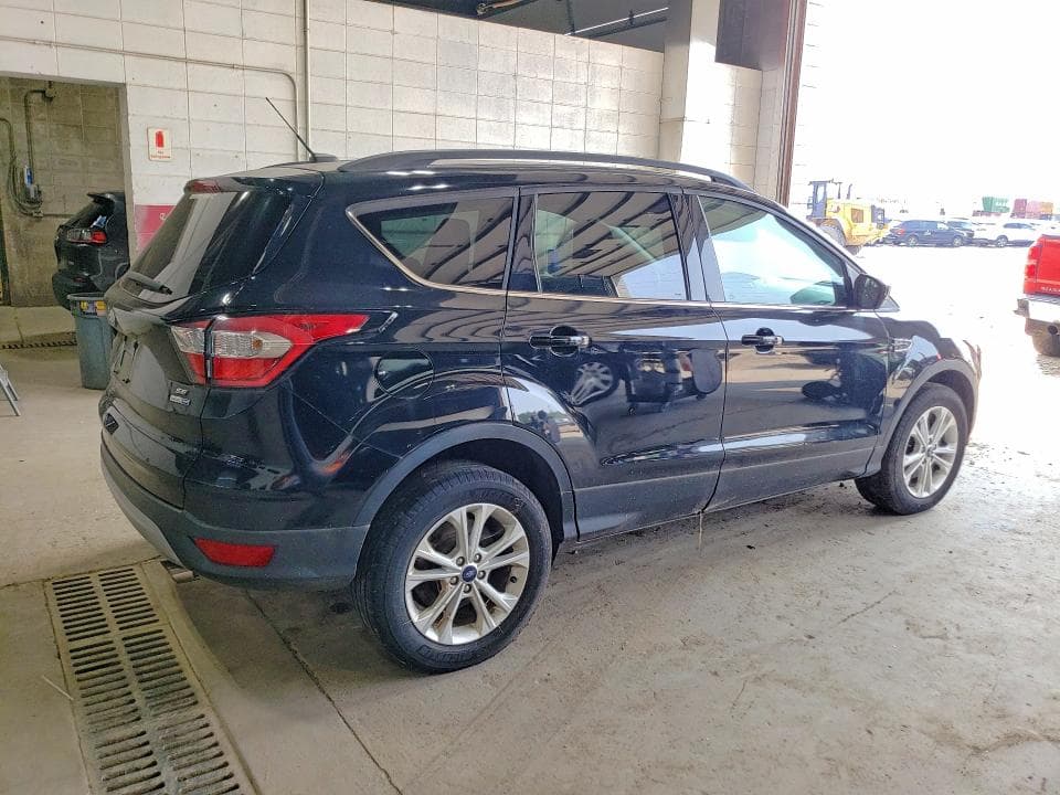 2018 FORD ESCAPE SE 3