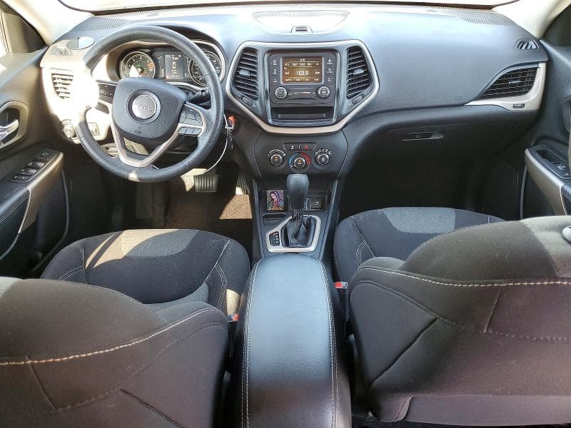 2018 JEEP CHEROKEE LATITUDE 8