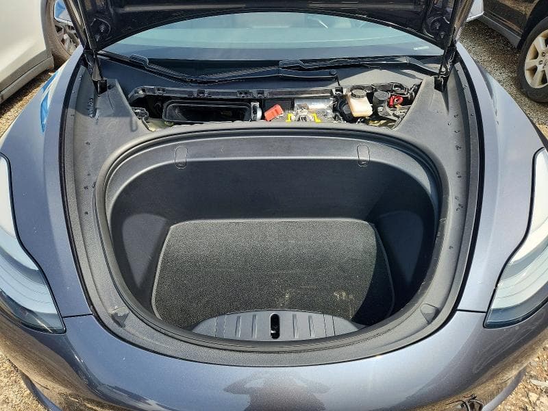 2018 TESLA MODEL 3 11
