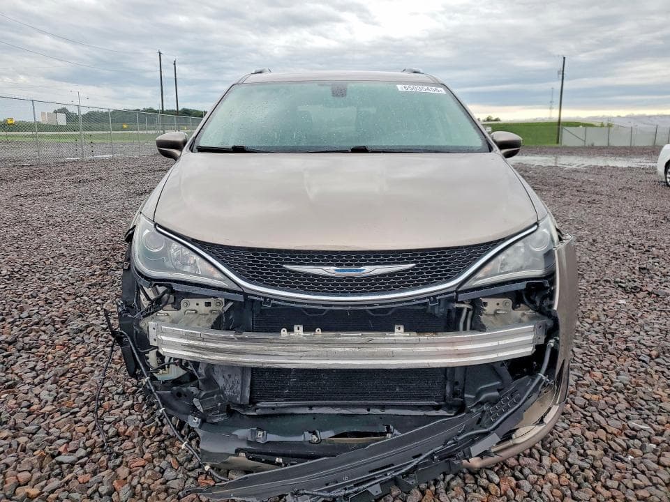 2017 CHRYSLER PACIFICA TOURING L PLUS 5