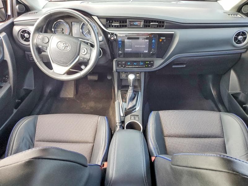 2017 TOYOTA COROLLA SE 8
