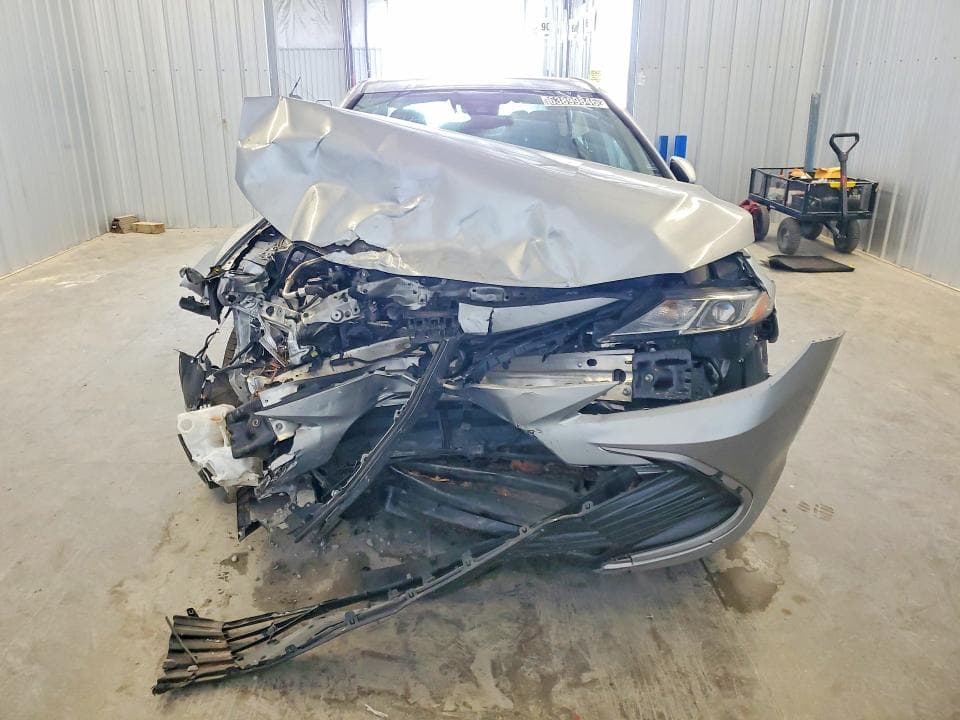 2022 TOYOTA CAMRY LE 5