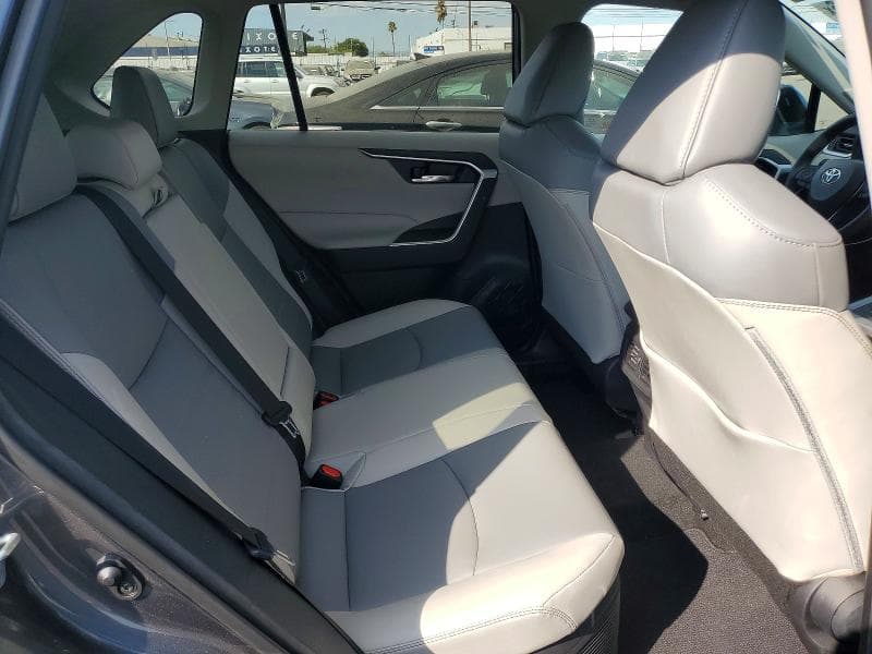 2021 TOYOTA RAV4 HYBRID XLE PREMIUM 11